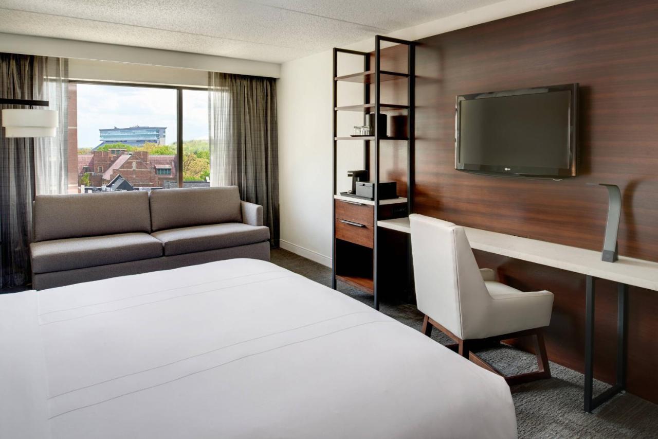 แมริออท อีสต์ แลนซิง แอท ยูนิเวอร์ซิตี้แอเรีย Hotel แลนซิ่ง ภายนอก รูปภาพ