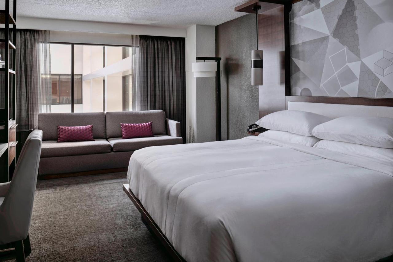 แมริออท อีสต์ แลนซิง แอท ยูนิเวอร์ซิตี้แอเรีย Hotel แลนซิ่ง ภายนอก รูปภาพ