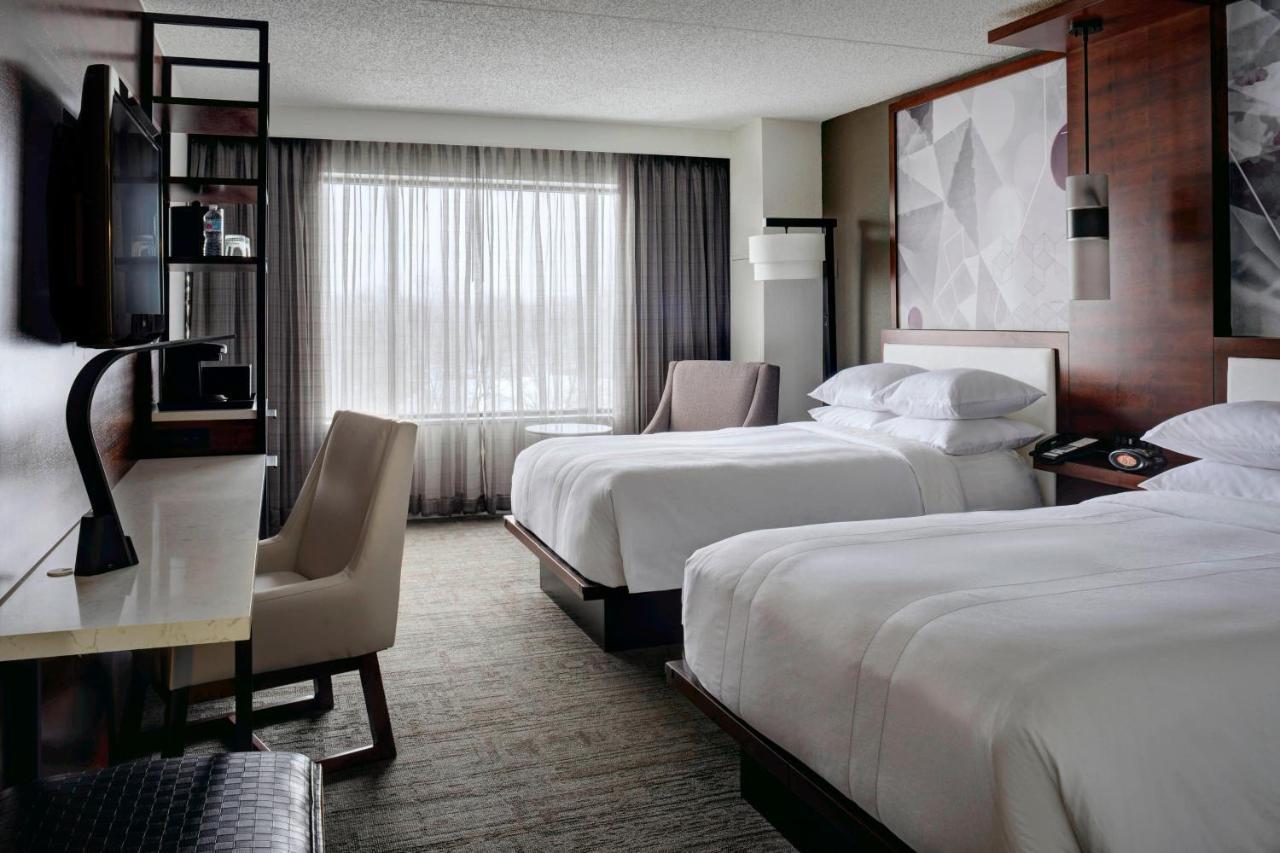 แมริออท อีสต์ แลนซิง แอท ยูนิเวอร์ซิตี้แอเรีย Hotel แลนซิ่ง ภายนอก รูปภาพ